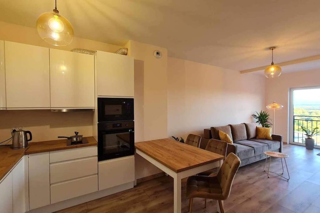 Mily, Nowy, Luksusowy Apartament Przemyśl Exterior foto