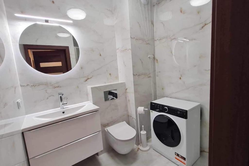 Mily, Nowy, Luksusowy Apartament Przemyśl Exterior foto
